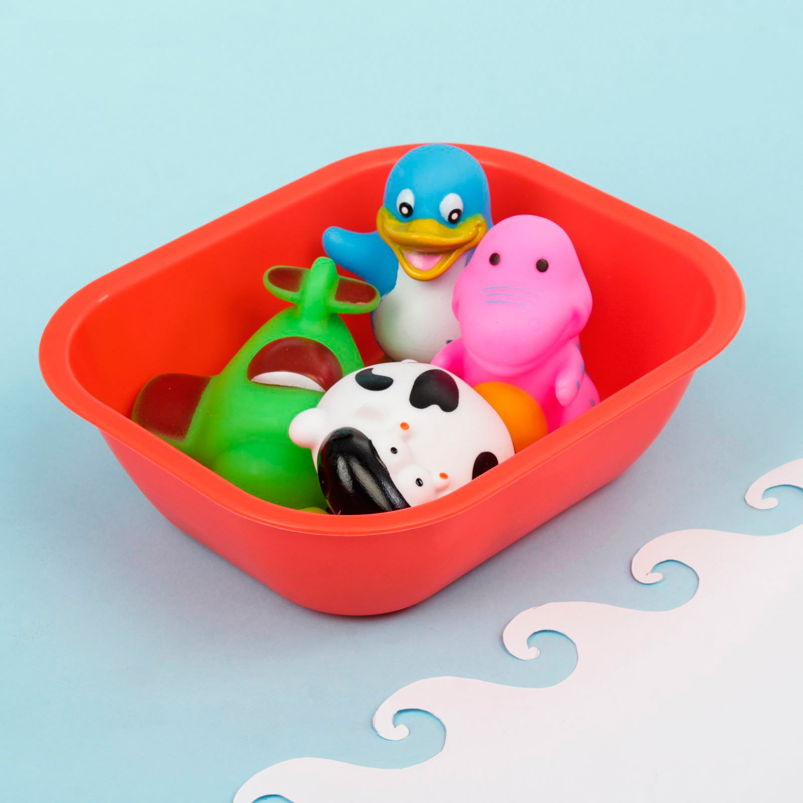Набор игрушек для ванной. Игрушка для ванны. Резиновые игрушки для ванны. Ванна пластмассовый игрушка. Игрушка для купания в ванной.